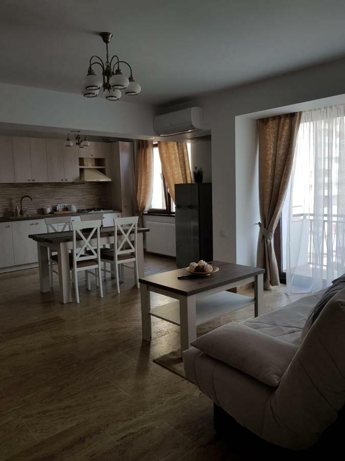 Apartament 2 Camere Ultracentral Râmnicu Vâlcea Exteriér fotografie