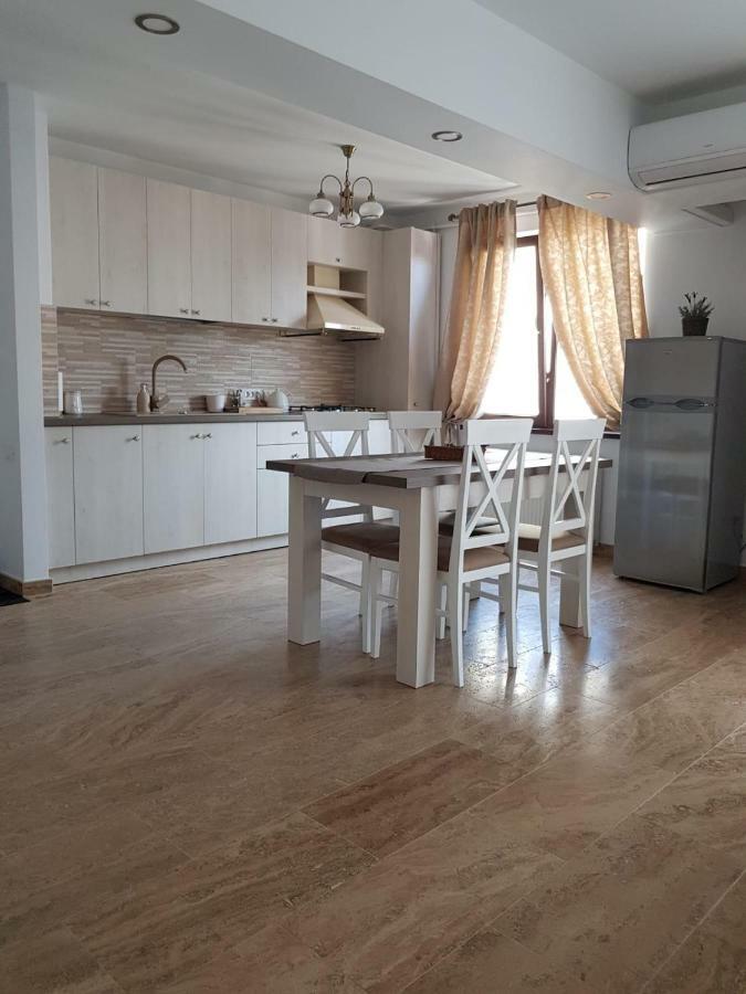 Apartament 2 Camere Ultracentral Râmnicu Vâlcea Exteriér fotografie