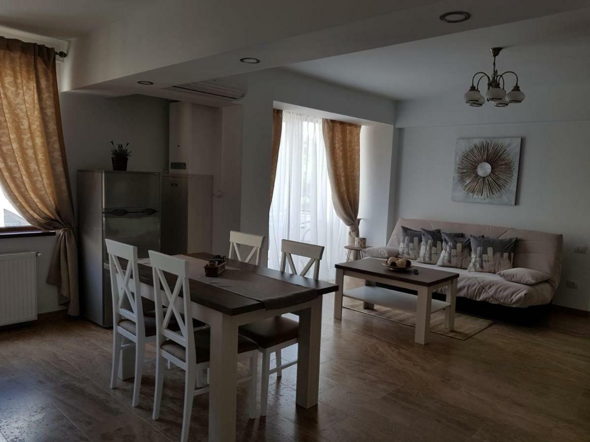 Apartament 2 Camere Ultracentral Râmnicu Vâlcea Exteriér fotografie