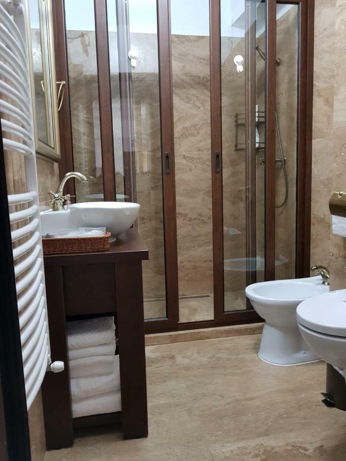 Apartament 2 Camere Ultracentral Râmnicu Vâlcea Exteriér fotografie
