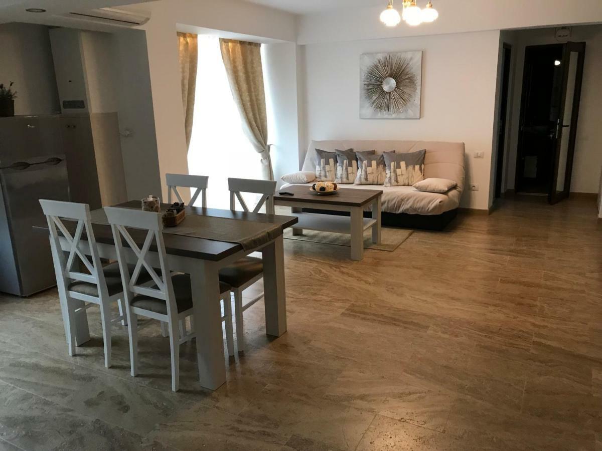 Apartament 2 Camere Ultracentral Râmnicu Vâlcea Exteriér fotografie